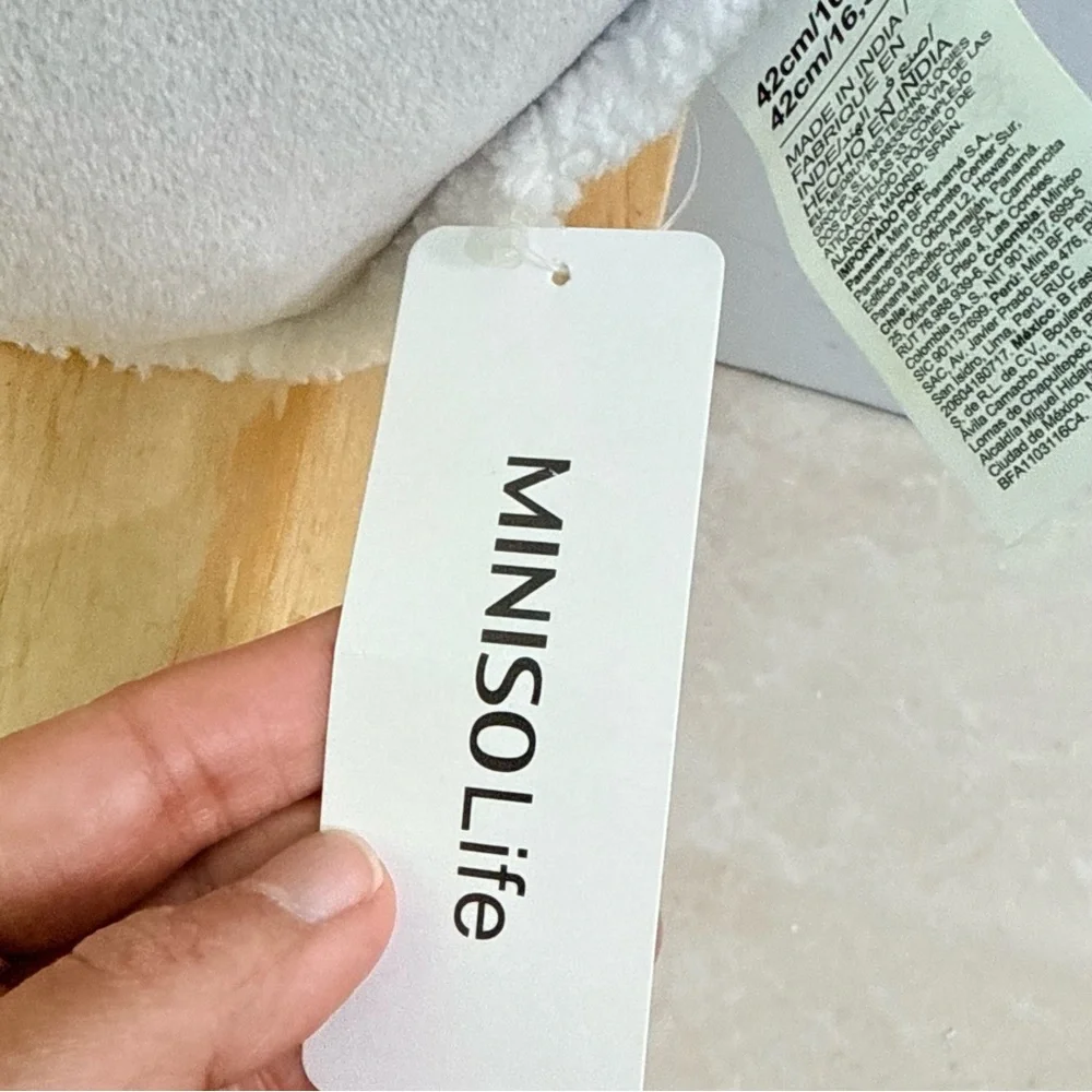 MINISO Life Princess Crown Plush Pillow Cushion – Nursery Decor/ Kids Room NWT